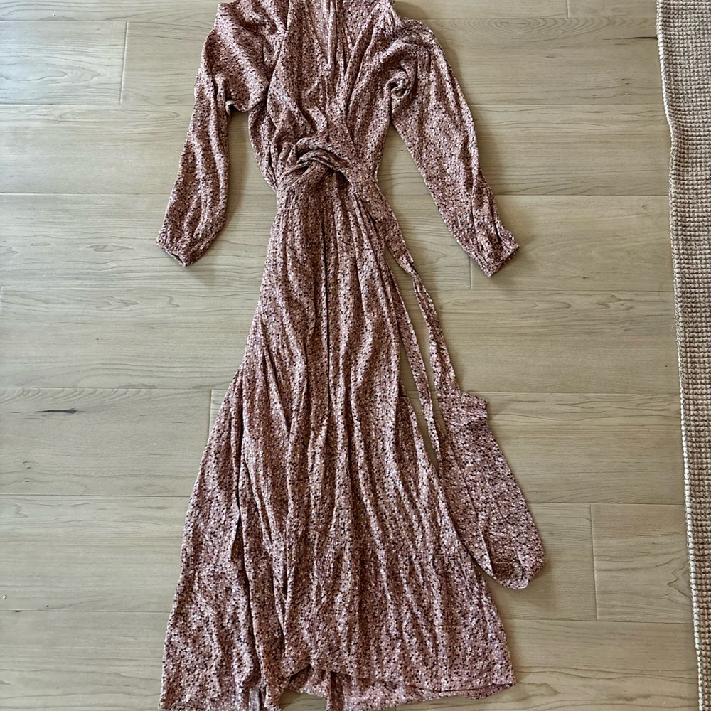 Elegant Floral Long Sleeve Dress
